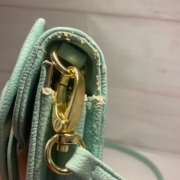 Betsy Johnson small shoulder bag - Picture 12 of 13